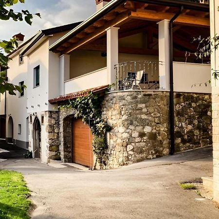 Apartmaji Tanto Malovse Crnice Buitenkant foto